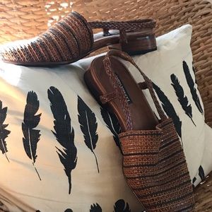 Vintage | Size 8 | Gently Worn